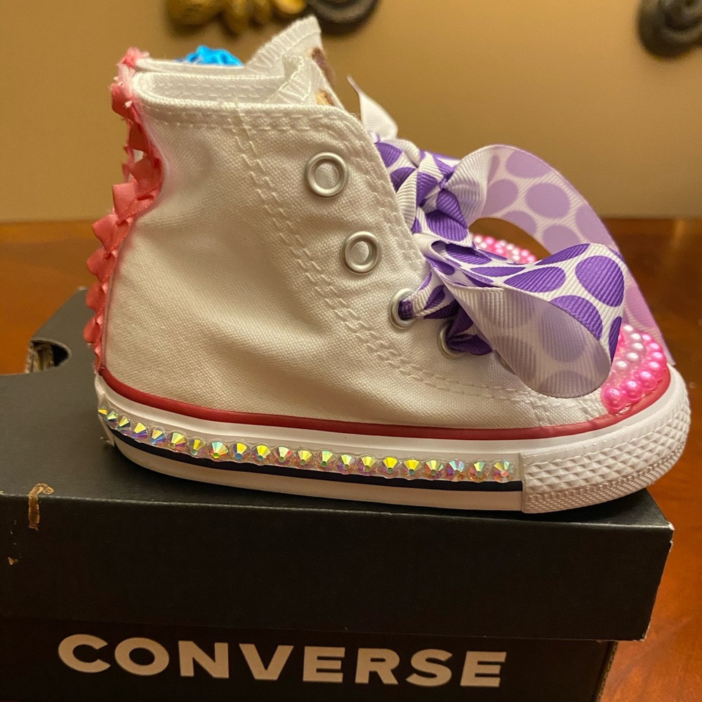 Custom Converse - Picture 2 of 6
